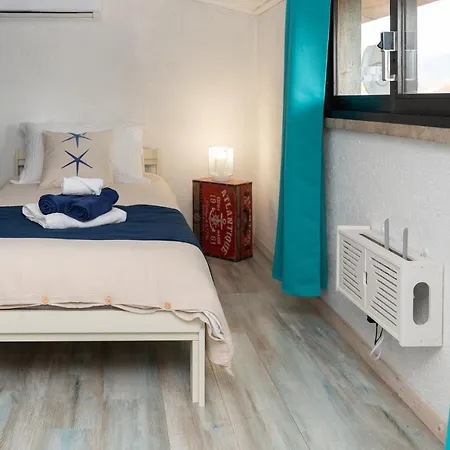 Delizioso Apt In Centro Su 2 Livelli Vicino Pineta
